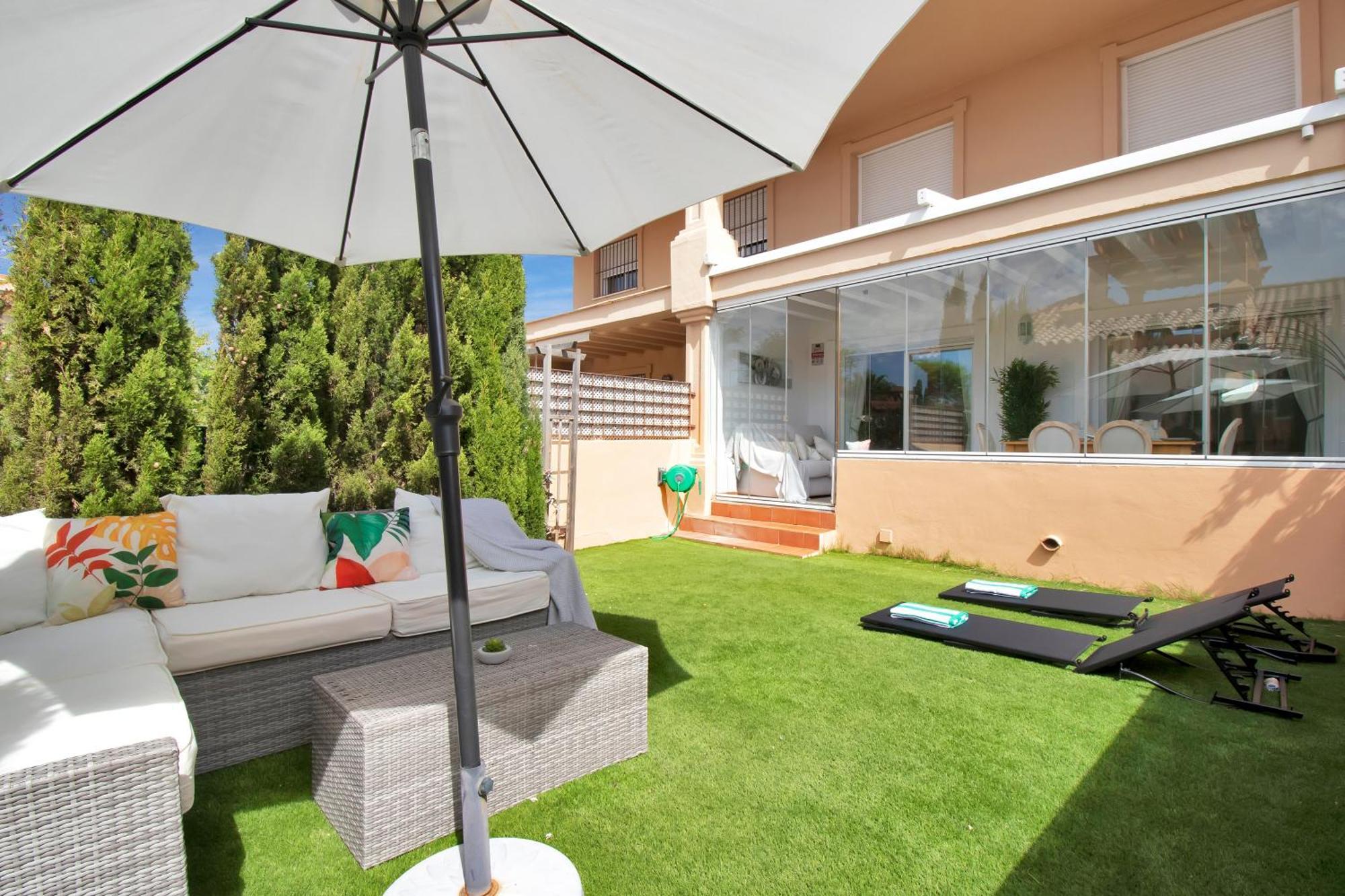 Elegante Adosado Con Con Vistas Al Mar Y Piscina - Costa Galera Park 10 4 Villa Estepona Bagian luar foto